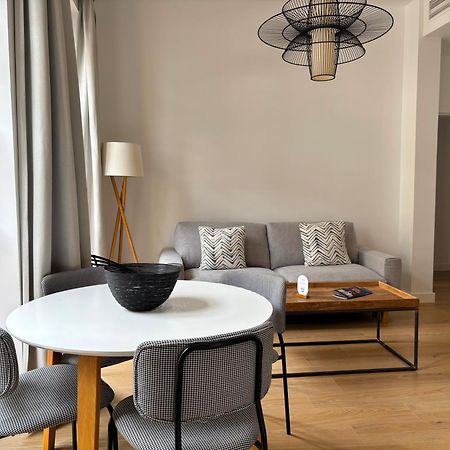 Apartamentos Core Suite Sevilla Kültér fotó