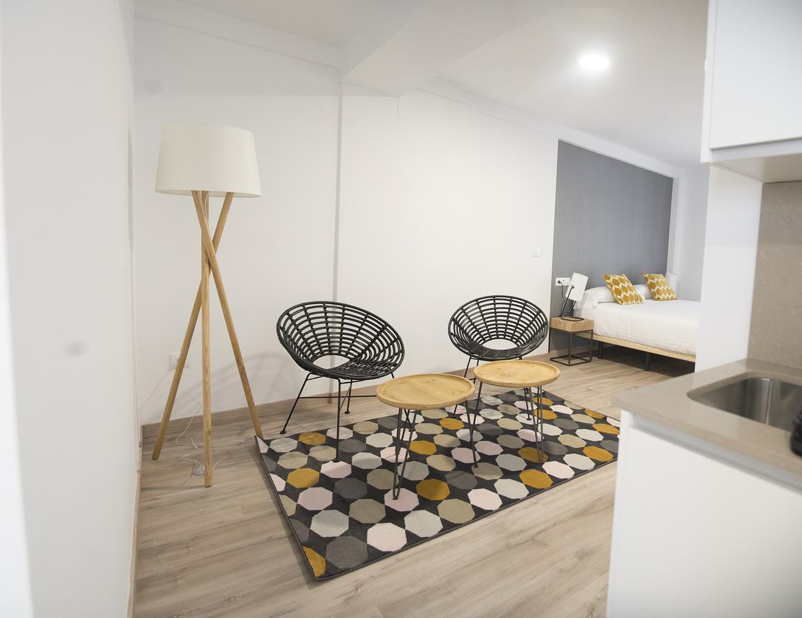 Apartamentos Core Suite Sevilla Kültér fotó