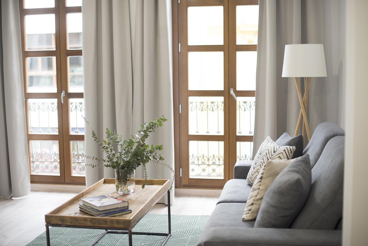 Apartamentos Core Suite Sevilla Kültér fotó